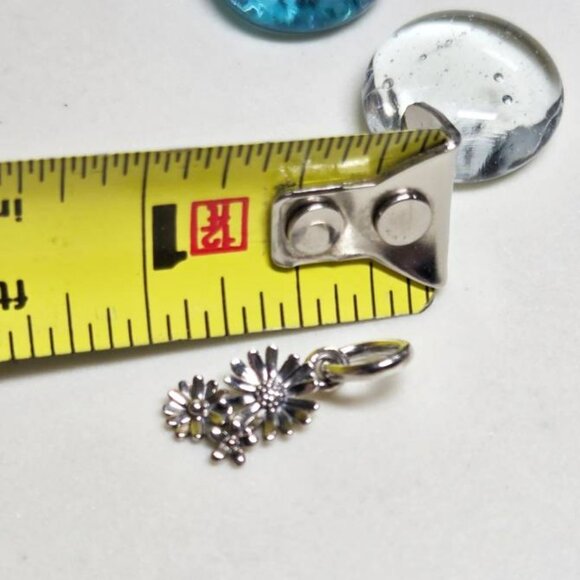 Authentic Pandora Daisy Flower Bouquet Dangle Charm Sterling Silver Pendant - Picture 3 of 5